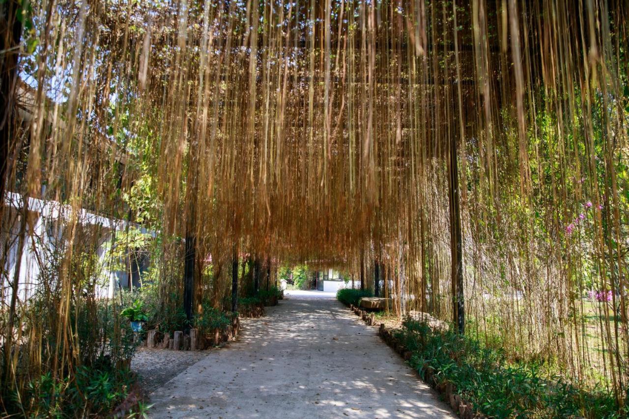 Dansavanh Namngum Resort Ban Keun Экстерьер фото